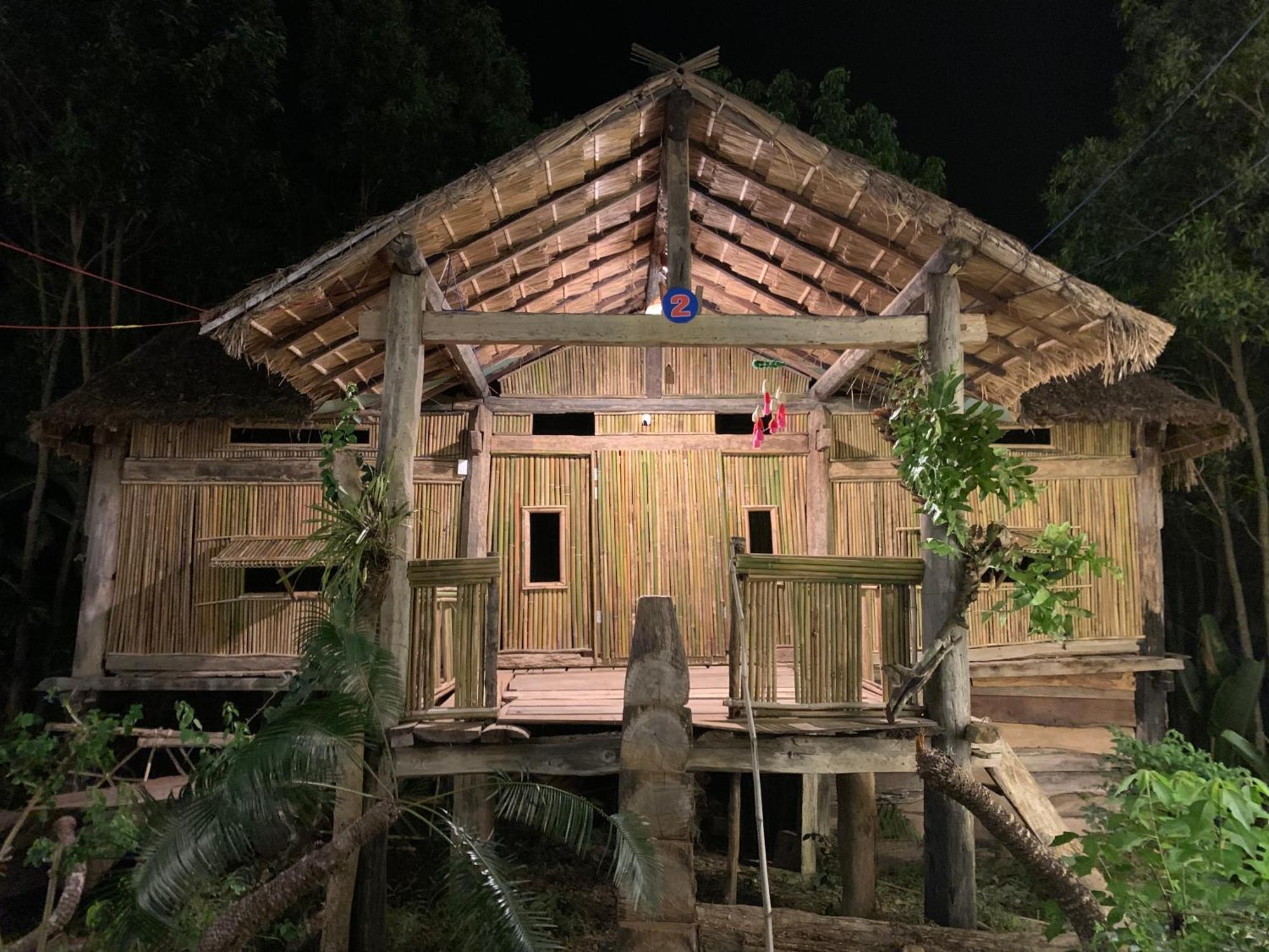 Khu Du Lich Sinh Thai, Nghi Duong Homestay Hoang Anh - Kon Xom Luh Kon Tum Exterior photo